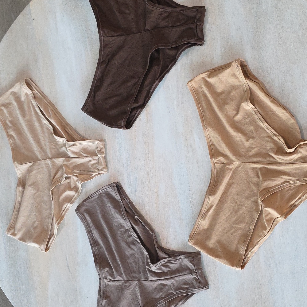 4pcs NWOT SKIMS FITS EVERYBODY HIPSTER/XL/ MICA, COCOA, UMBER, SIENNA - Picture 3 of 8